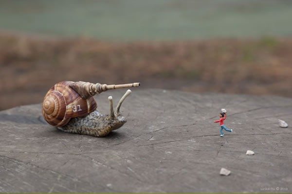 Little People – A Beautiful Miniature Photography Series little-people-thumb