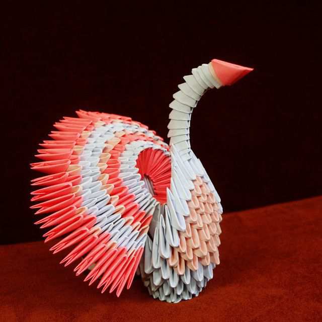 papercraft inspiration example Origami peacock