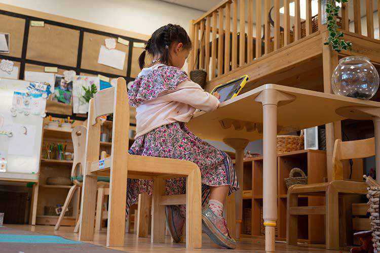 Looking at an Online School Through a Web Designer’s Eyes online-schooling-web-design-thumb
