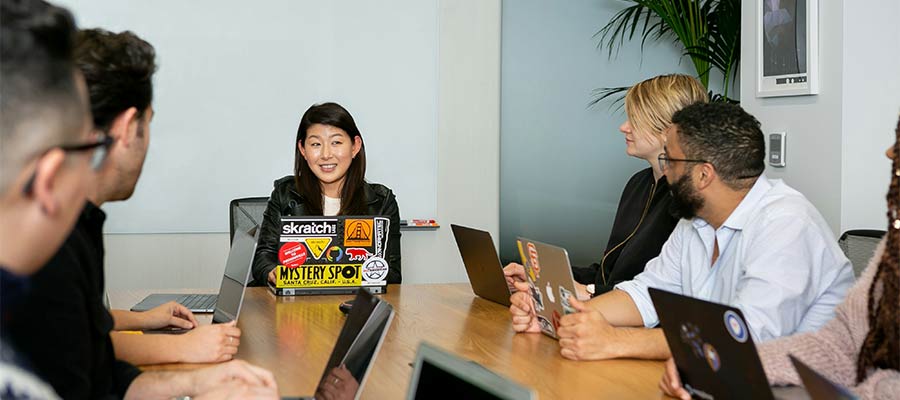Clientes precisam de um líder para seus projetos de site.